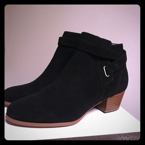 New Giani Bernini Black Suede Booties 9M